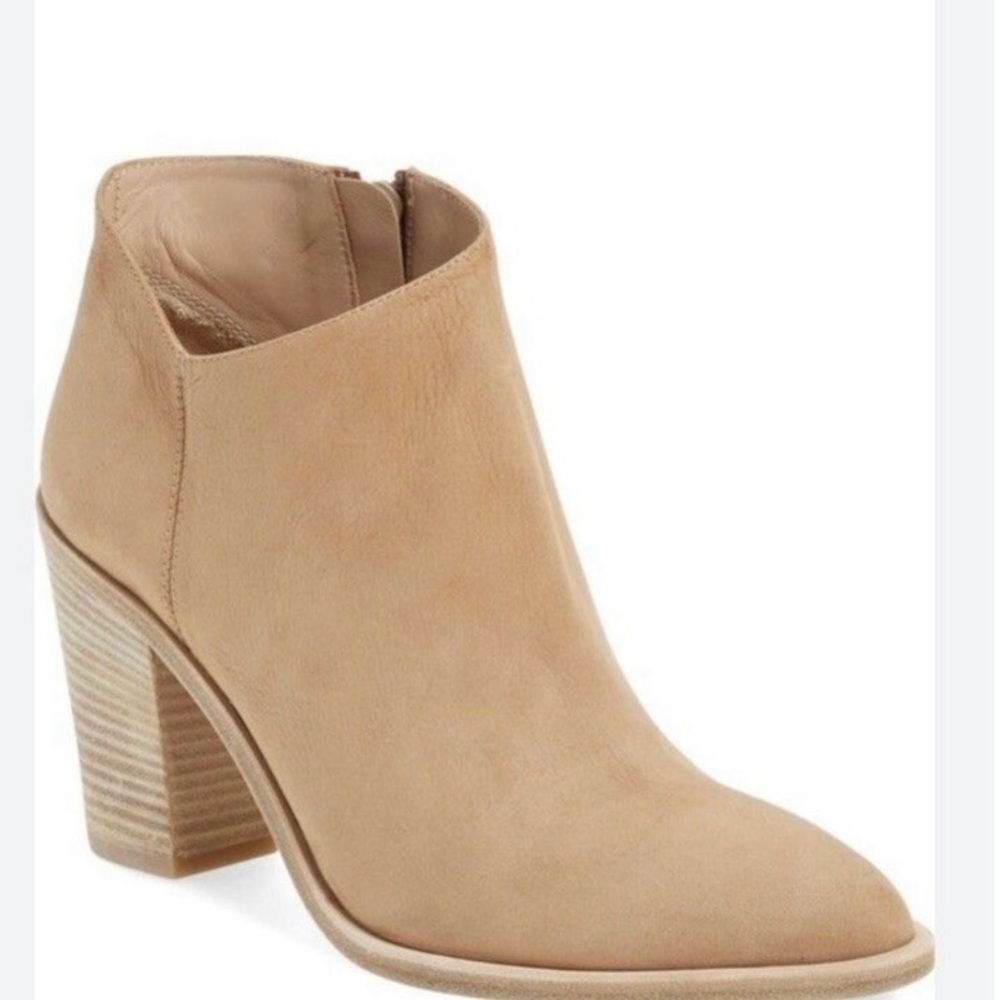 Vince Easton boots booties in Sand NEW 7.5